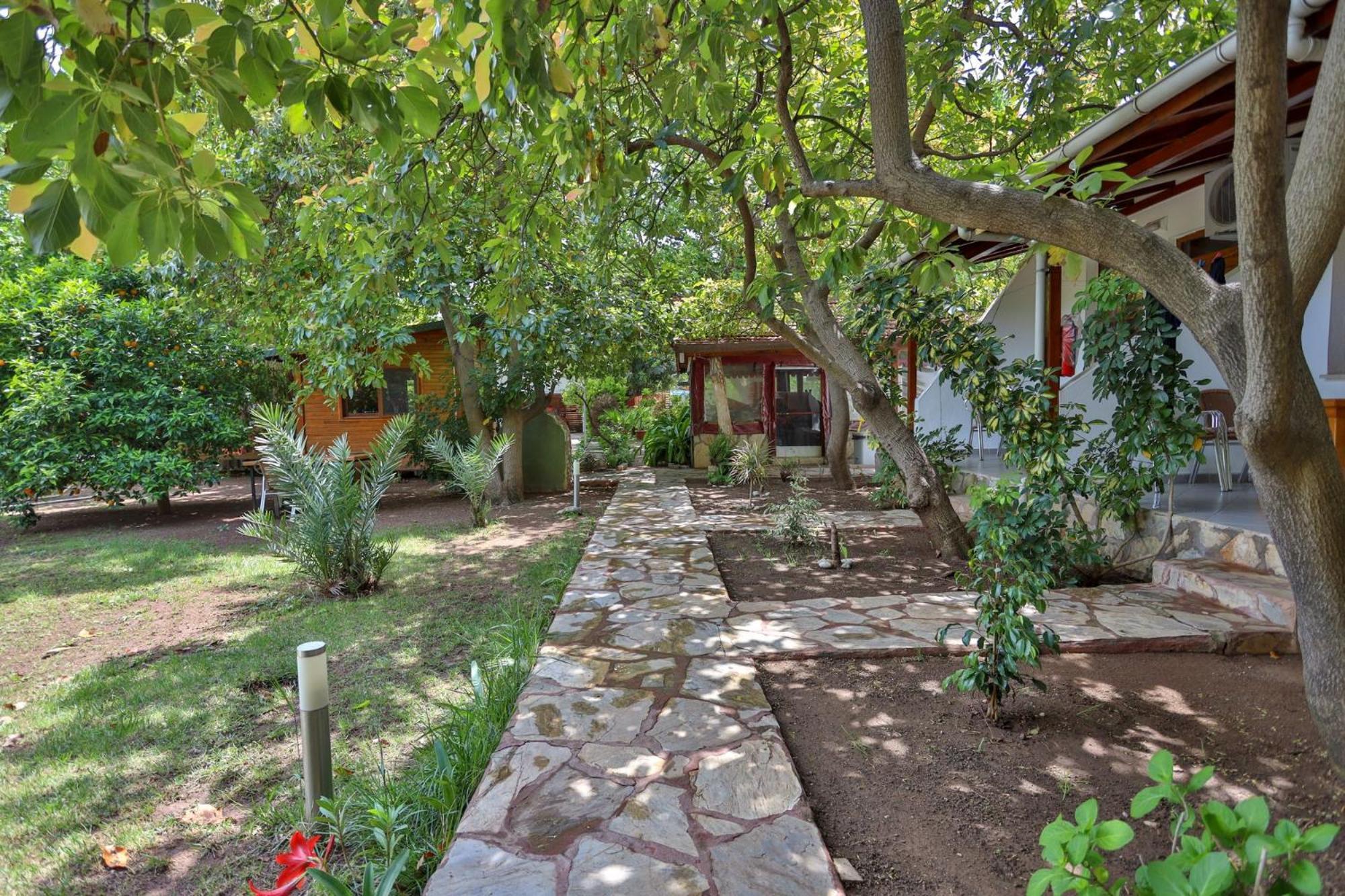 Simge Pension Çıralı Habitación foto